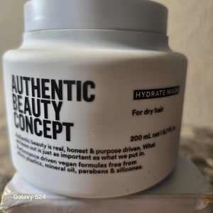 Hydrate Mask - White